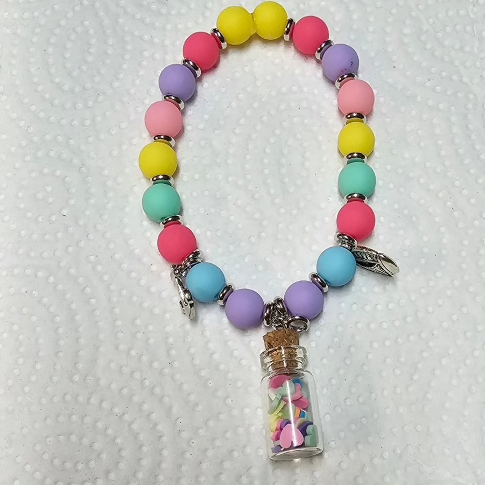 Charm bracelets - Picture 4 of 4